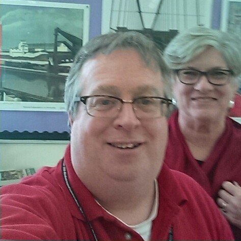 GaryBrennan10's tweet image. Wearing red for less testing at Brunswick High School. #lesstesting