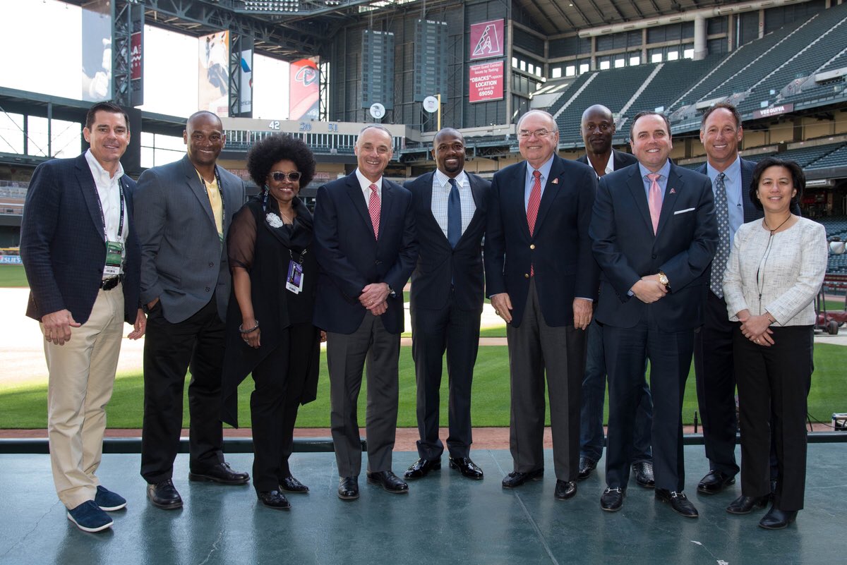 MLBDiversity's tweet photo. Great showing at the 2016 Diversity Business summit. https://t.co/Cw0dyEJVLR