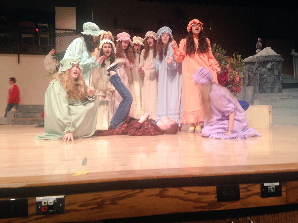 TheaterRHS's tweet photo. Want to know what all of the chaos is about? Come see Pirates of Penzance!!! ONLY #3DAYS LEFT!!! https://t.co/1pND2uwVVj