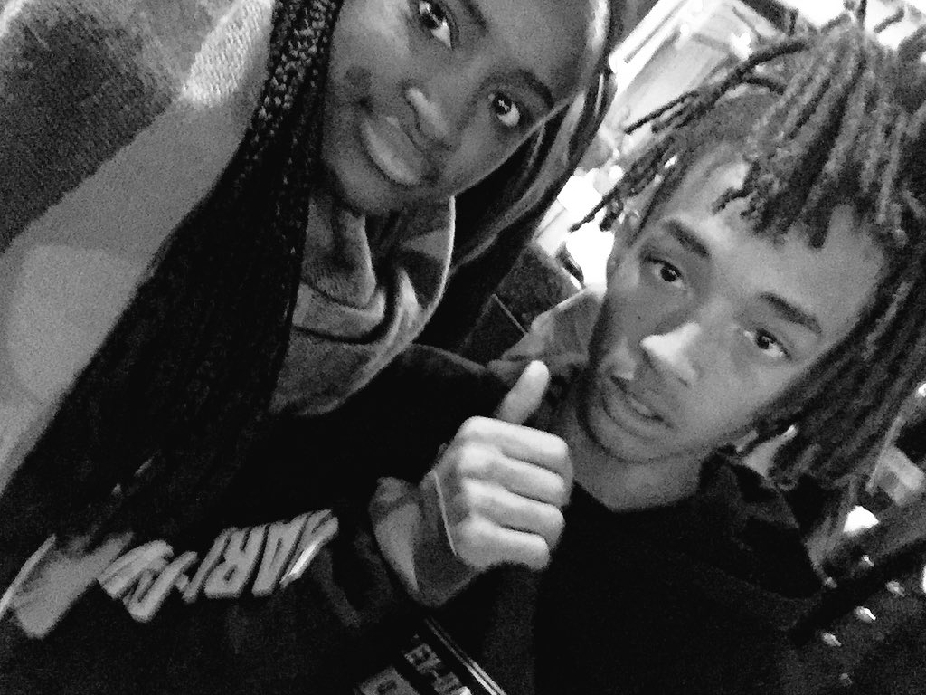 allisoonlopes's tweet photo. I JUST MET @officialjaden 👊🏾💜 https://t.co/ATMkW5Dqwq