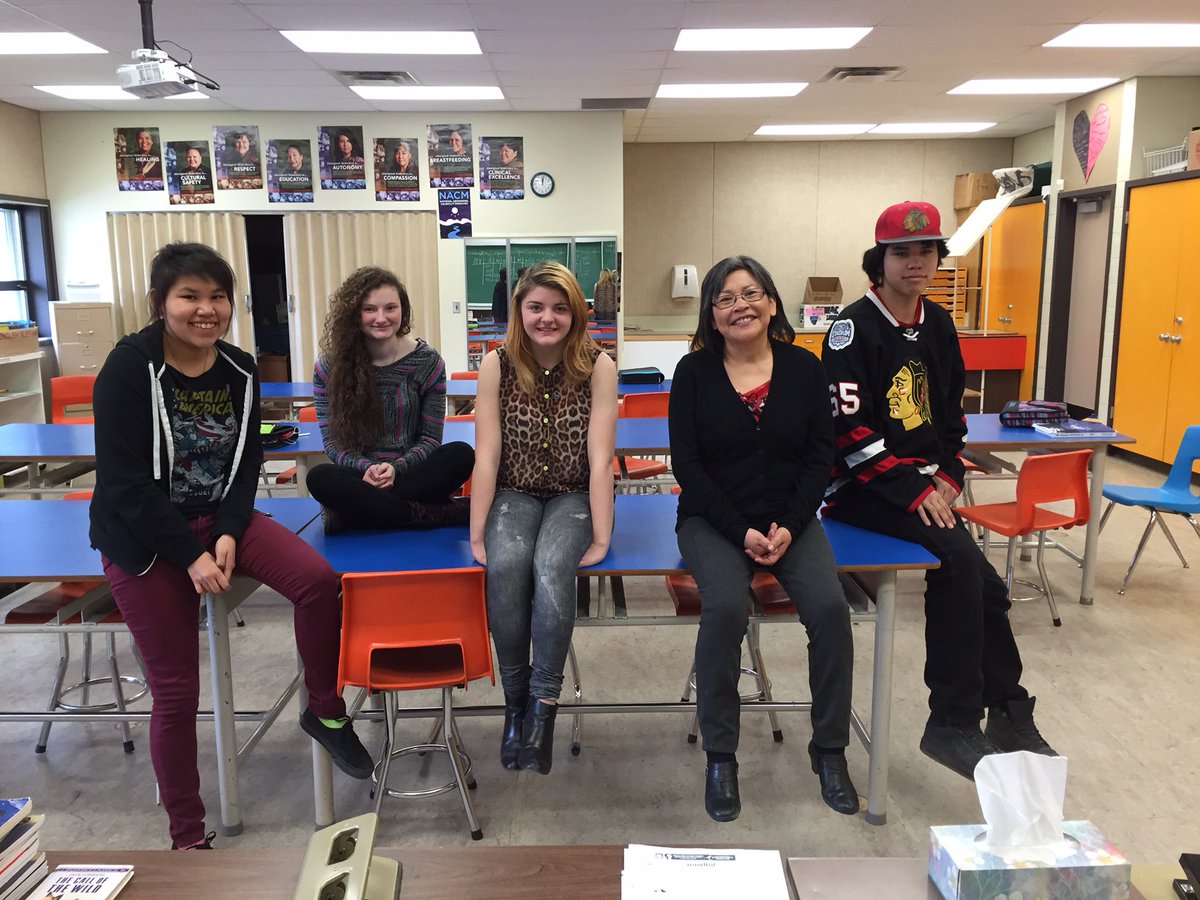 LSSMinds's tweet photo. Lovely guest speaker today in class - Ms. Lorelei Boyce from 100 Mile House! https://t.co/A4FWQ9W1pg