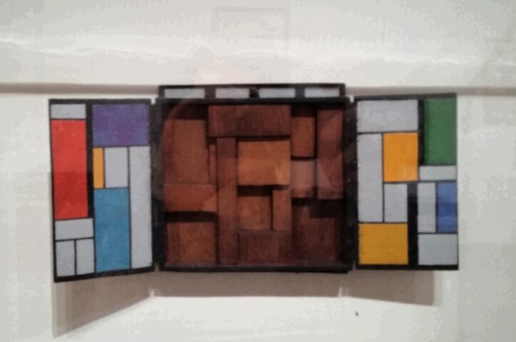 LieveRoegiers's tweet photo. Deurtjes open op tentoonstelling #theovandoesburg in @BOZARbrussels  #inspirationlab #demoeite https://t.co/4kCbyQ9AgB