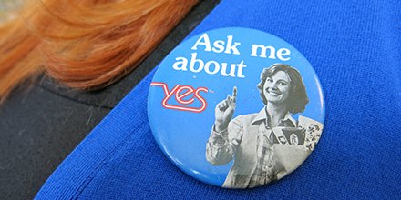 BusyBeaver's tweet image. Ask me about YES, girl ☝️ 👩  #InternationalWomensDay #ButtonMuseum
