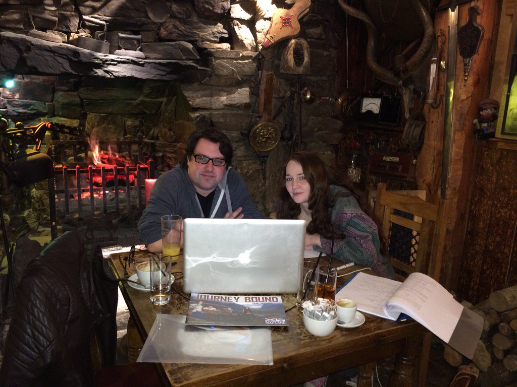 JOURNEYBOUND1's tweet photo. Fantastic rustic location for today's script meeting.
#oaktreeinn #lochlomond https://t.co/nK6tR4Jui8
