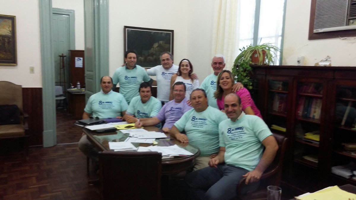 ZORRO44URU's tweet photo. Sec Gral de la IDCL celebrando el Día Internacional de la Mujer! https://t.co/9MlKH42rKT