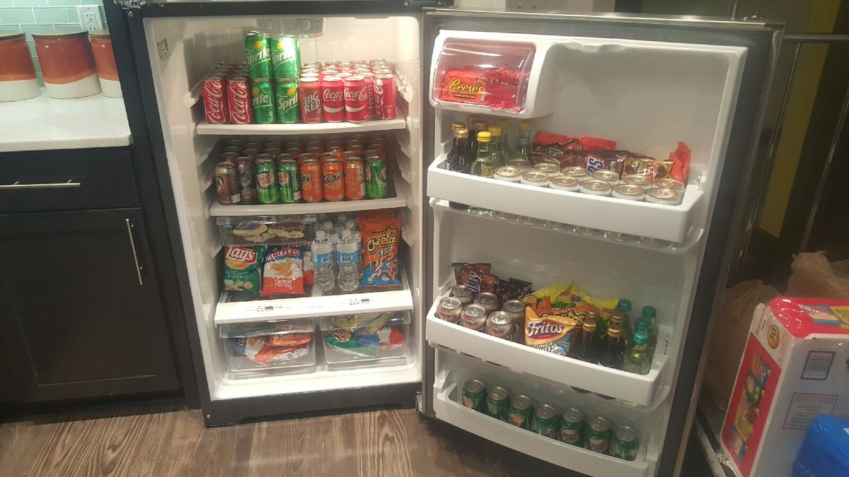 AltaMapleStat's tweet image. Back at it again #AltaMapleStation .... Tweet us back! When you tour we have lots of snacks! No worries here.