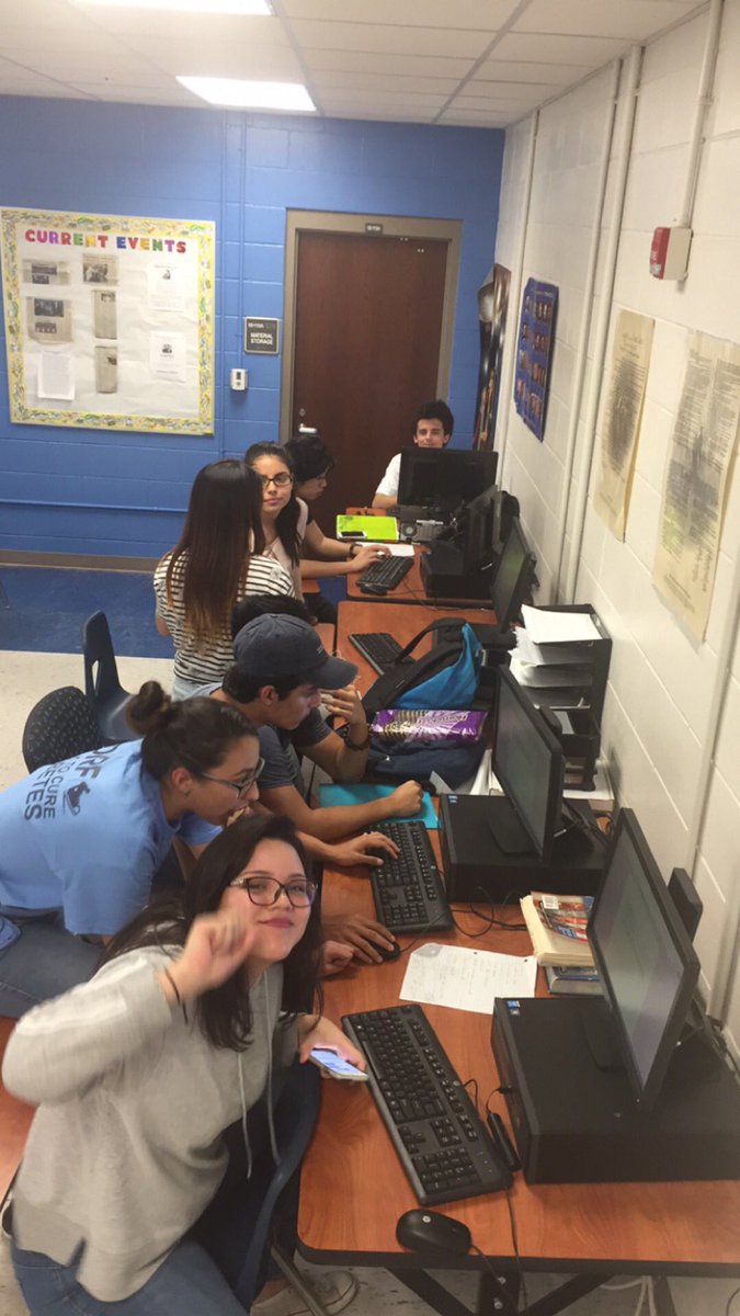 richschellhase's tweet photo. Another great @DPHSYIG meeting today,  getting so close to state assembly! https://t.co/ZeFgeTw3Iv