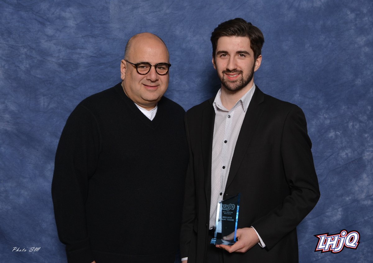 Selects_du_Nord's tweet photo. Félicitaions @benbohemier17, ancien @Selects_du_Nord, honoré comme meilleur buteur de la @LHJAAAQ en 2015-2016 https://t.co/ppILnix7Qf
