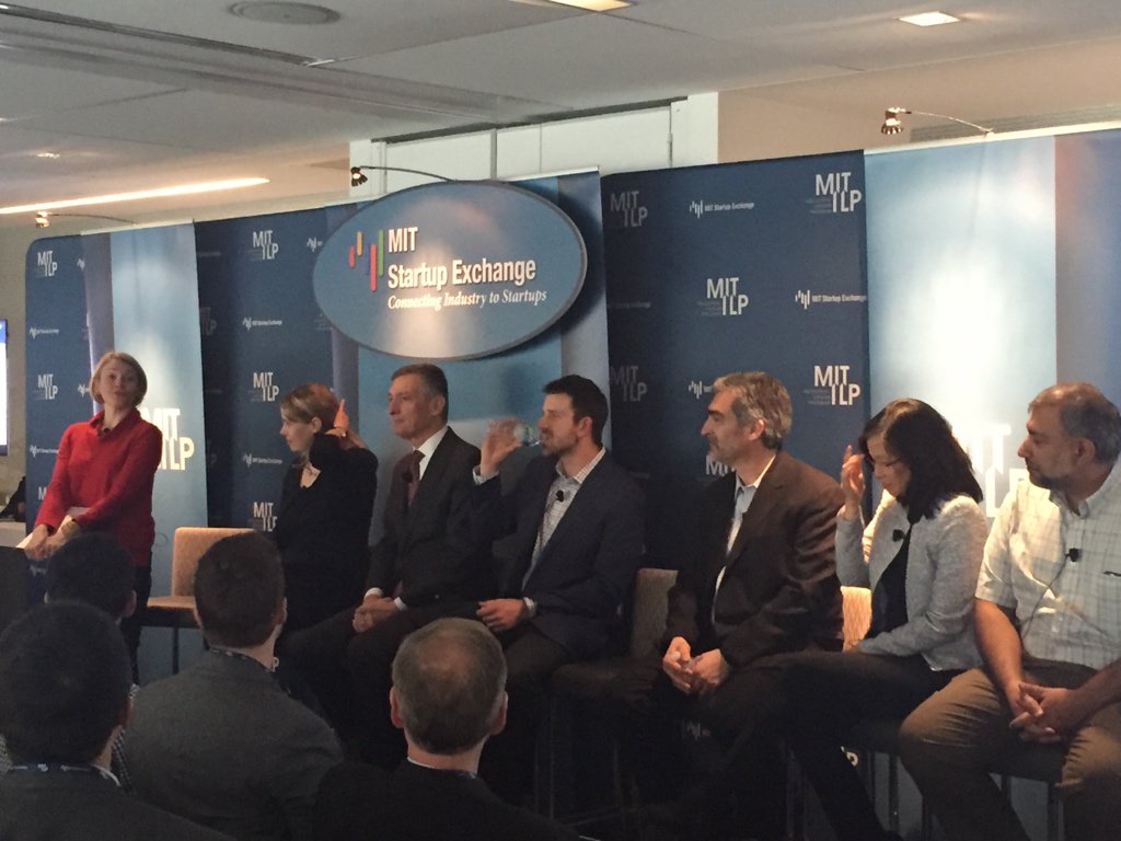 sandykreis's tweet image. Leading us through “the future of #cleantech” with @EmilyLReichert of @GreentownLabs #mitstex