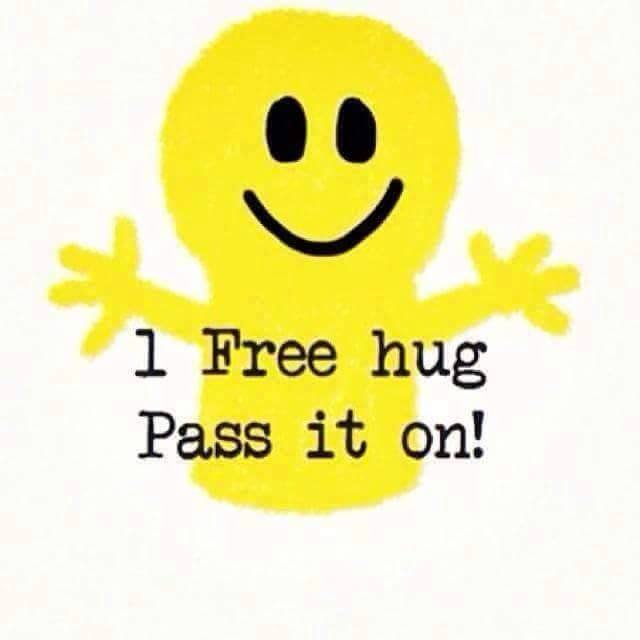 ChynA_D0ll09's tweet photo. Here's a #Hug for someone who is in need today! #Smile #YourLoved #HugMeBack #lol @Moleah1 @MisZ_diVa24 @hustleman52 https://t.co/QuulbLVT0B