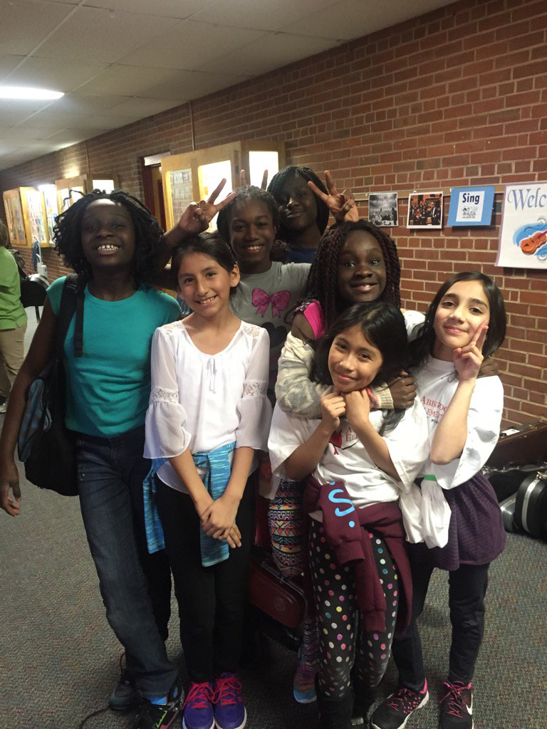 Best concert ever.   I💙💚💙💚💙💚Abingdon 🎶🎶🎶🎶<a href="/APSArts/">APS Arts Education</a>