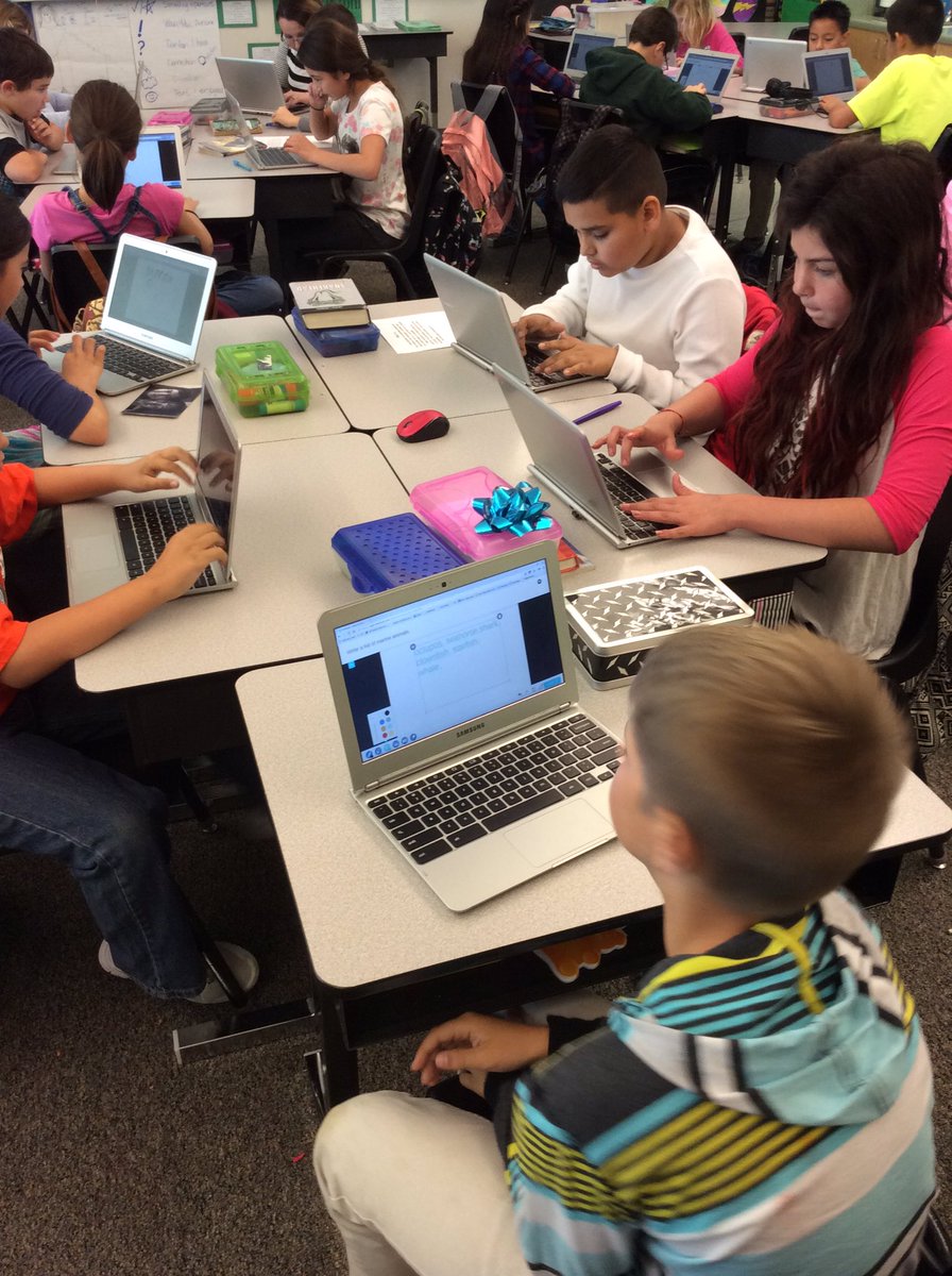 mrsmancebo's tweet photo. Using nearpod to prepare for the ELA performance task. #lombardibears #nearpod https://t.co/01FLV9Vvd9