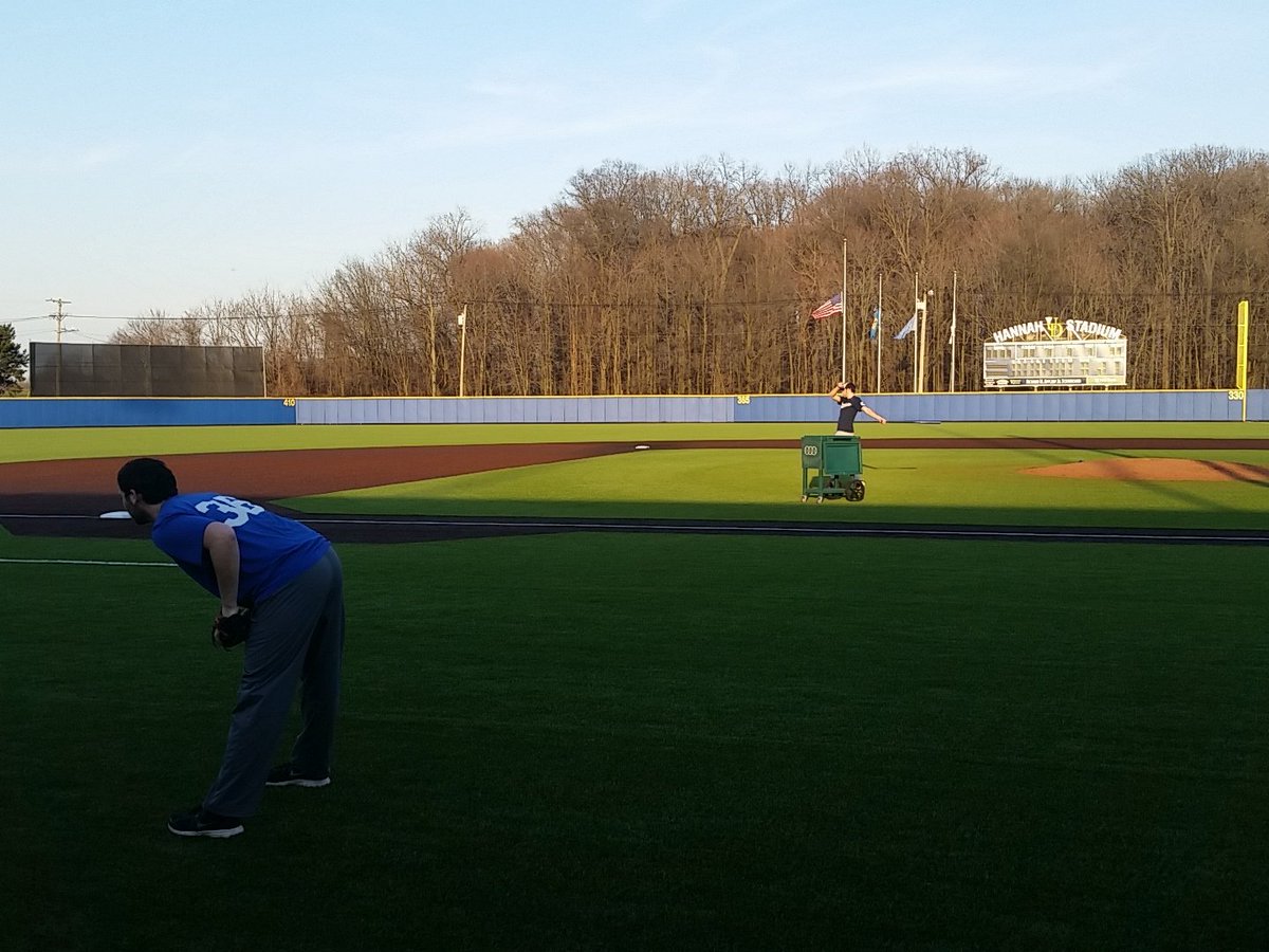 UDClub_Baseball's tweet photo. First intrasquad of the season is in the books. #livecuts https://t.co/Wls4WMLZ0B