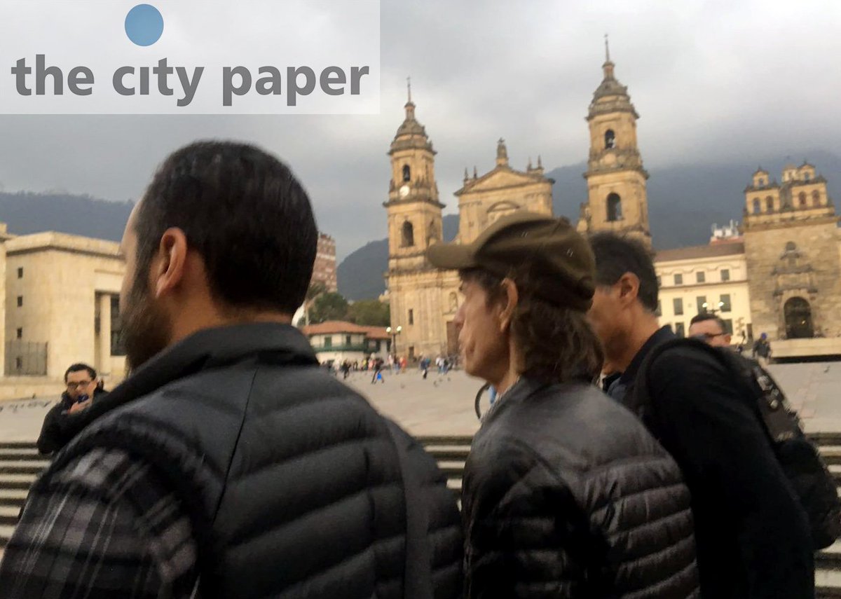 the city paper captó a Mick Jagger en el centro de Bogotá