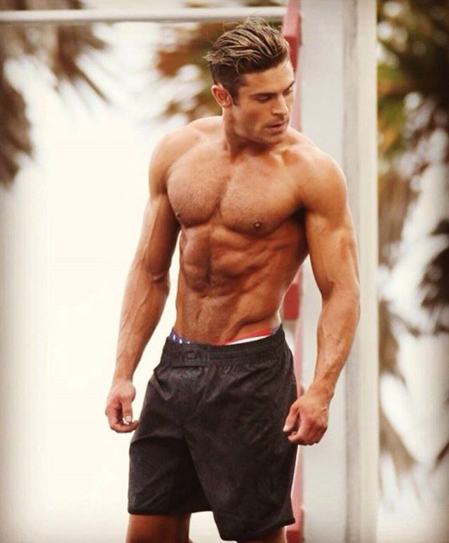 GraceWalsh1350's tweet photo. How is it possible for @ZacEfron to just keep on getting better and better? 😍❤️😩 #ChildhoodCrush #ThePerfectGuy 🏆🙈 https://t.co/RtpaTU4ZXv