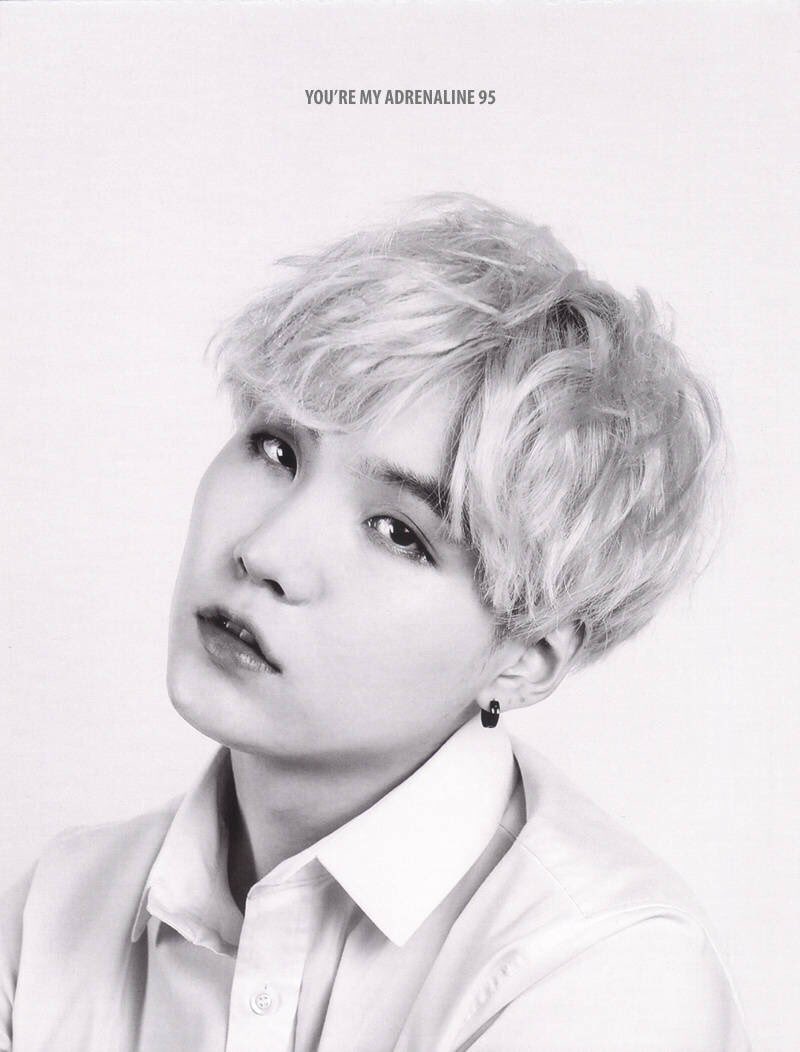 sequen_vv's tweet photo. #슈가생일ㅊㅋ
love you forever ❤️❤️❤️ https://t.co/RNZBneg7uJ