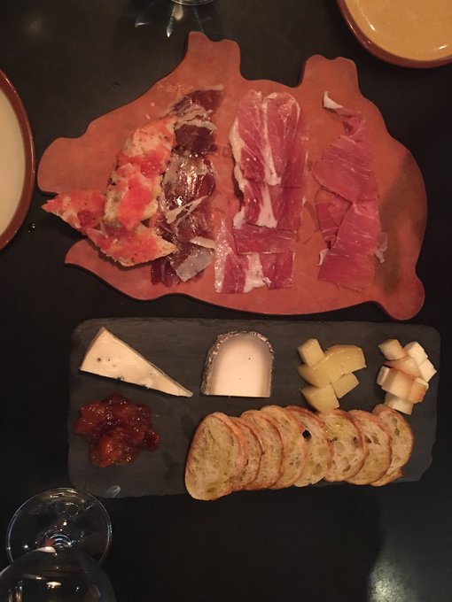 If you're not following me on snap chat, you're fucking up. @iamLaurenElise https://t.co/HES5Tx5NtV<a href="/tag/actress"class="tags"><span>#actress</span></a><a href="/tag/setlife"class="tags"><span>#setlife</span></a><a href="/tag/foxsports"class="tags"><span>#foxsports</span></a>