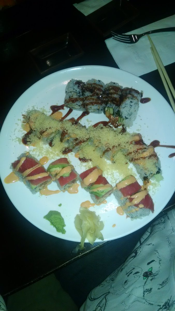 Who love TOKYO sushi