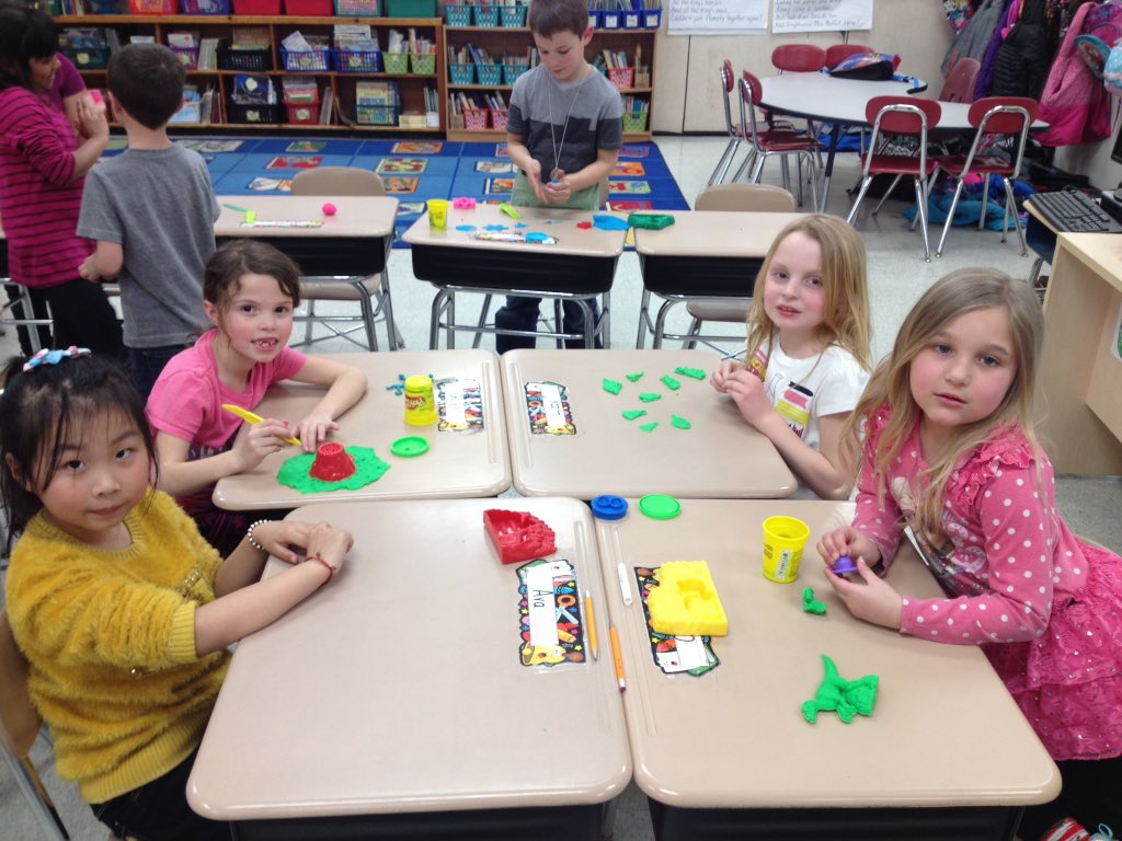 FTSD_Sherrier's tweet photo. We're "discovering" fossils in Playdough! https://t.co/zGbPfpg1xM