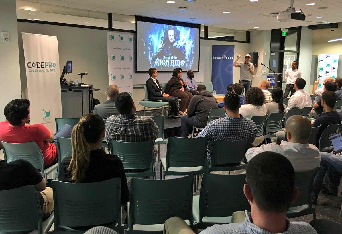 skulthm's tweet image. South Florida speaks #JavaScript #SFLSpeaksLaunchCode #launch_code @caridy @ideacentermdc