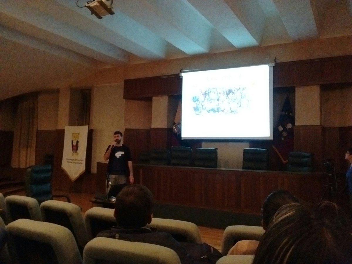 _malayat's tweet photo. Empieza charlas de python en Quito #pyuio genial!! https://t.co/eUC3c0eZ2I