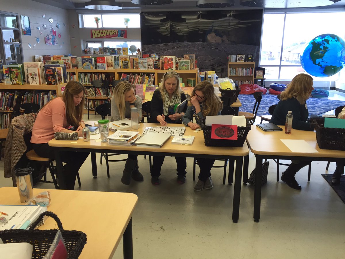 GECDSB_Math's tweet photo. Spatial reasoning activities really get people to develop the vocabulary. https://t.co/edO41BlUS6