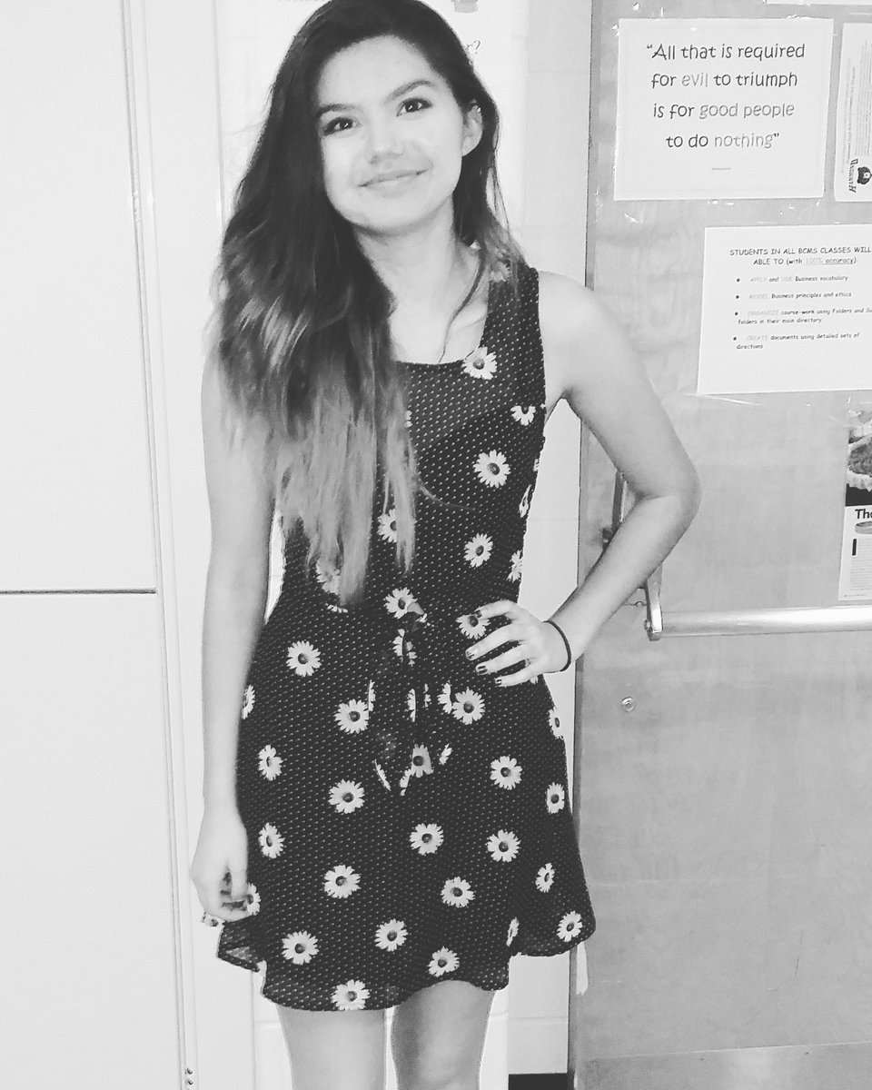 hahsfashionclub's tweet image. Day 2 of Fashion week #patternday