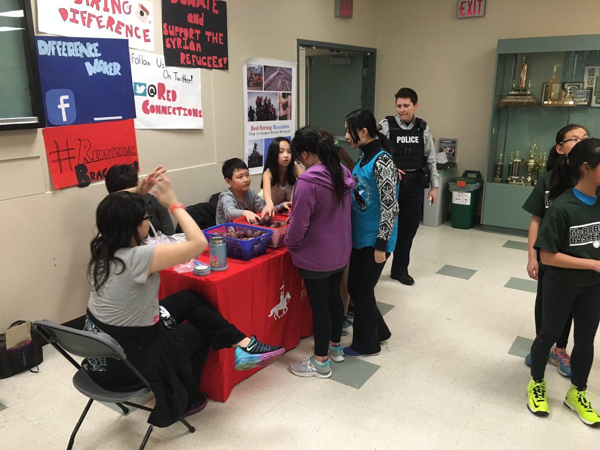 RedConnections's tweet photo. We are @Hugh_McRoberts 'Strikers' ππ tournament with our #RedStringBracelets until 6pm. Stop by & get yours, min $2. https://t.co/44uxqGn6qL