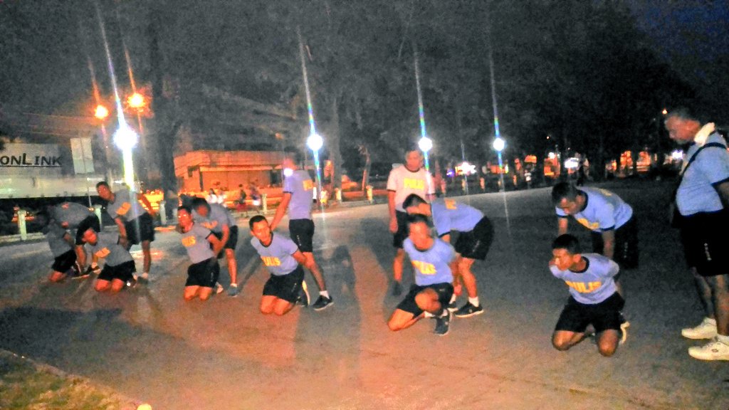 FTPDigosCityPS's tweet photo. 030916 After physical conditioning, FTP students conducted simulation on police intervention techniques. @pnp_ts https://t.co/ercsIen2eR