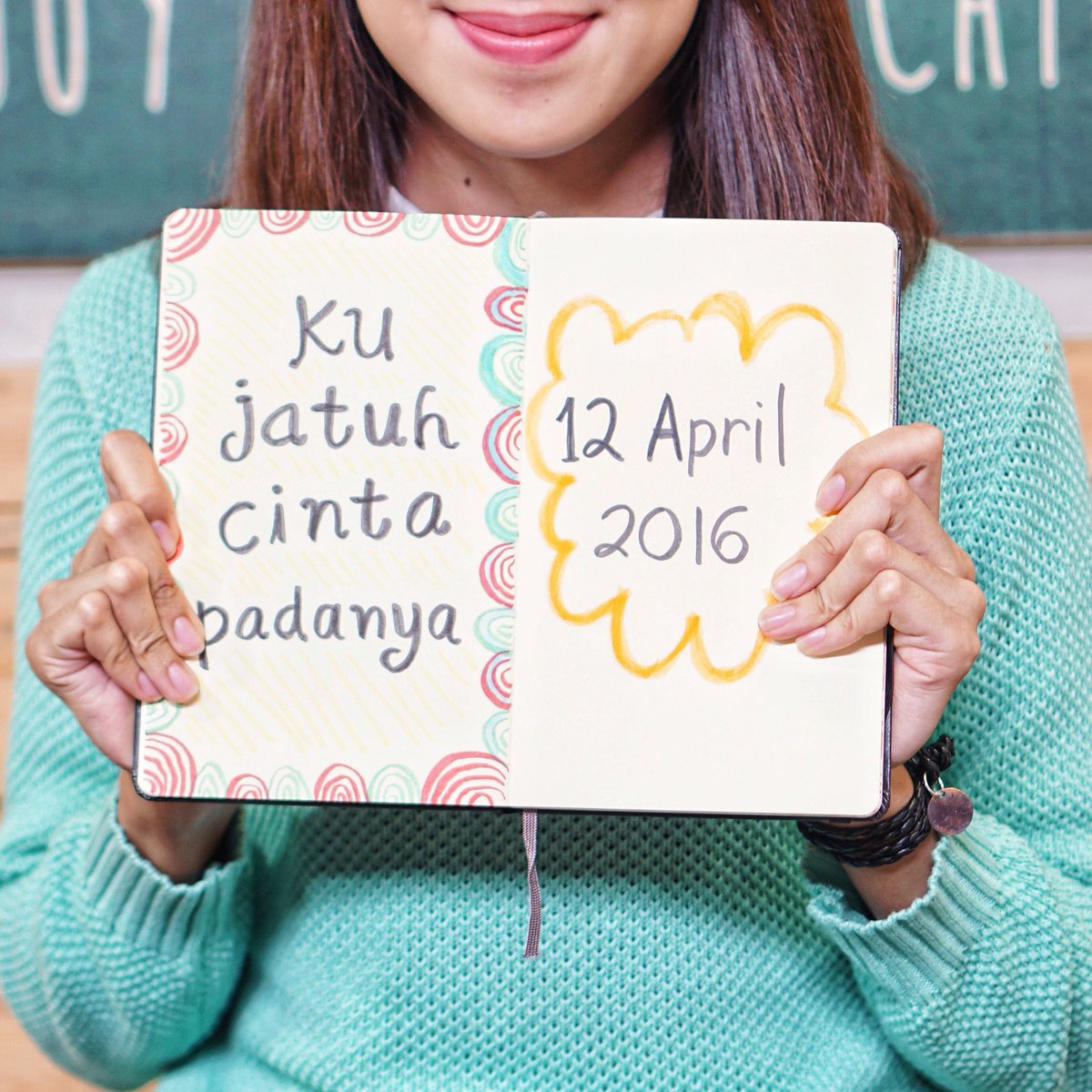 Salah satu adegan di #VideoKlipAnji yang akan rilis #12april2016 .