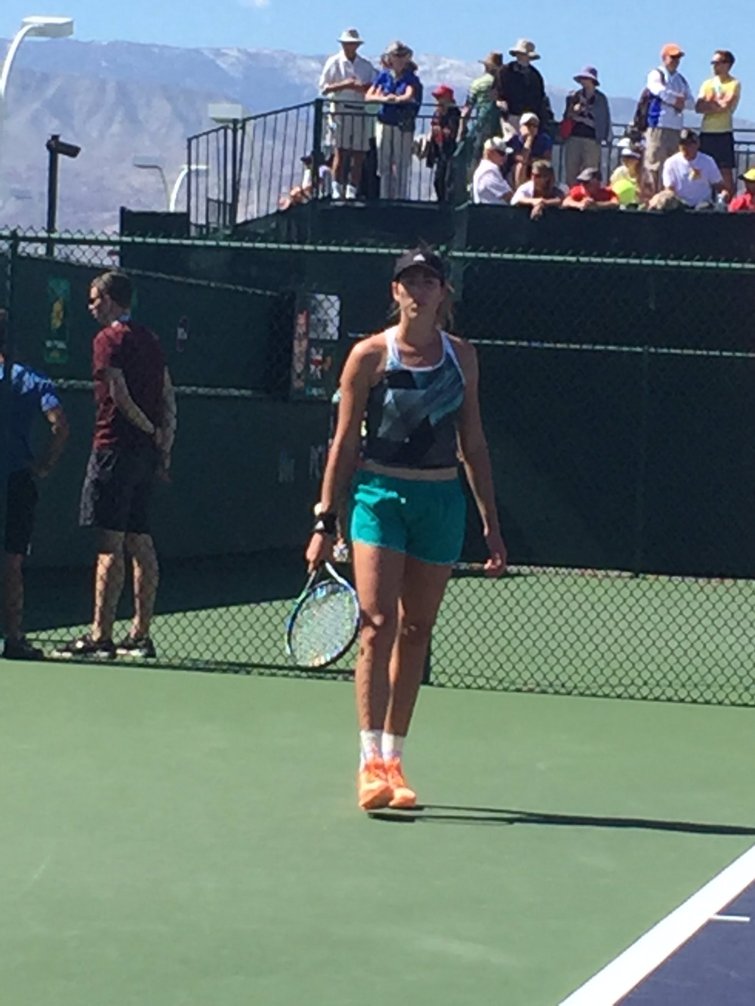 LaWanda on Twitter: "Garbiñe Muguruza practicing. #BNPPO16 https://t.co