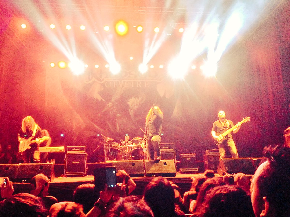 afdhy_saga's tweet photo. Superb perfomance from @fabiolione_com🤘#ForzaFabio #IntoTheLegend #RhapsodyOfFire #AsianTour #Jakarta https://t.co/irrCr70cE4