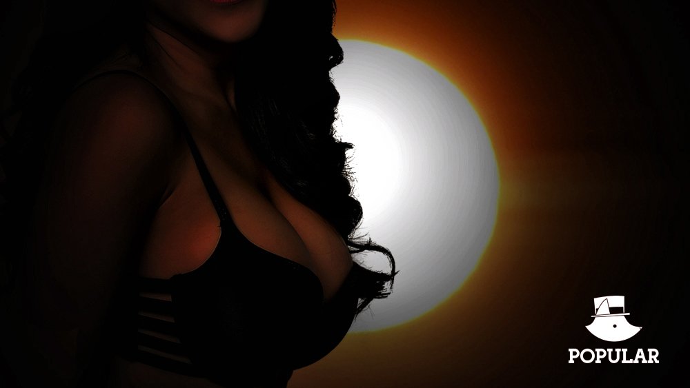 PopularMagz's tweet photo. 'Geger' #GMT2016 #SolarEclipse versi kandidat @MissPopularID #HottestHost https://t.co/sAEbfvIvTb https://t.co/WO6Yf2wQ79