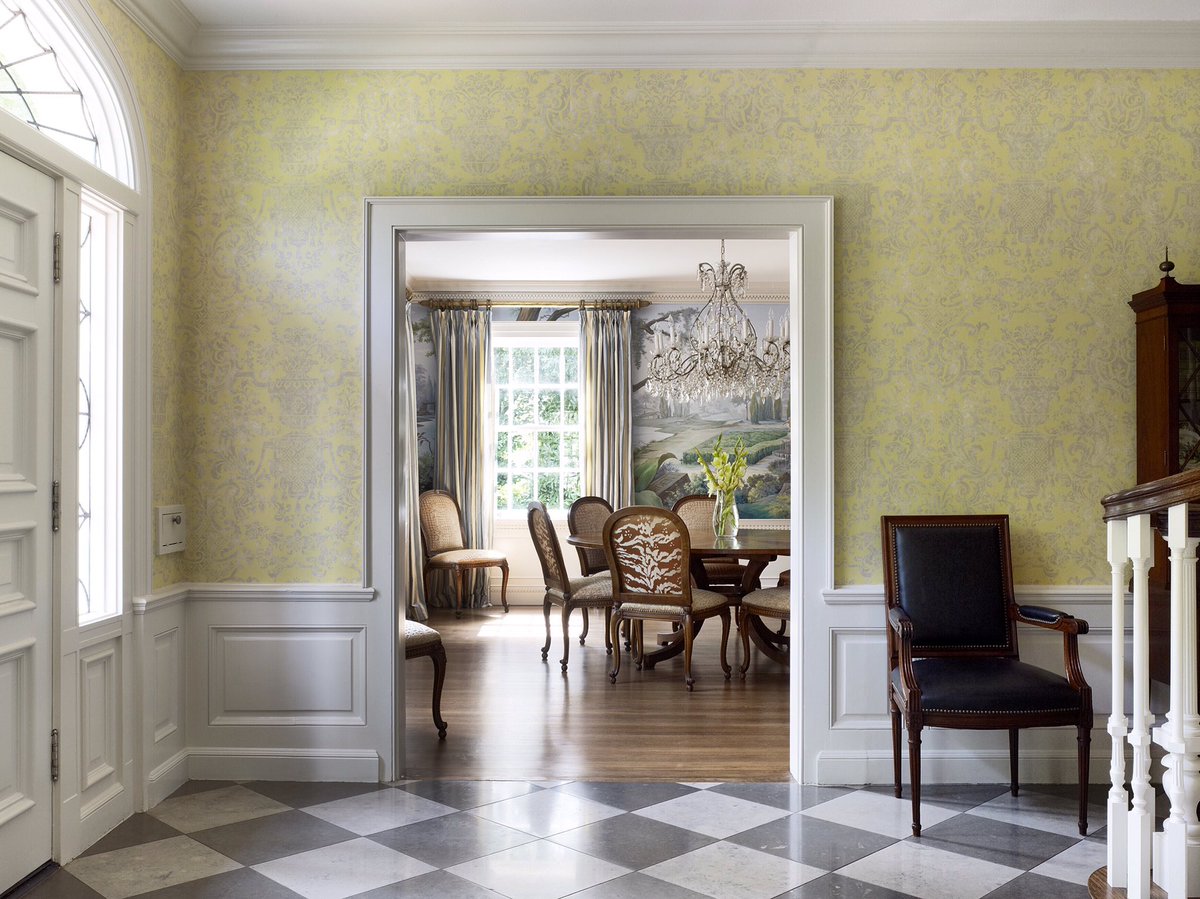 Formal entryway featuring custom millwork by Hull Historical instagram.com/p/BCtwAMqAI_s/ #periodhome