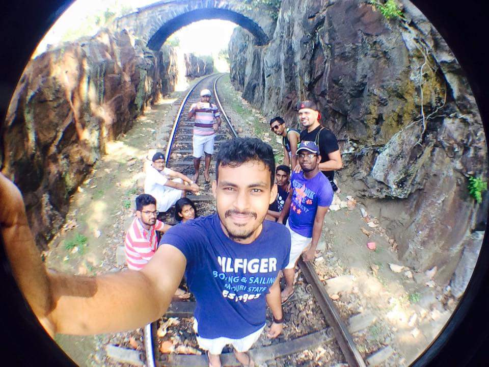 ItsPaull's tweet photo. #March2k16 been good already! #RailHike #AlagallaHike #TravelSL #2k16BeMemorable #GoodFriendsGoodTimes https://t.co/fws7GbJstu