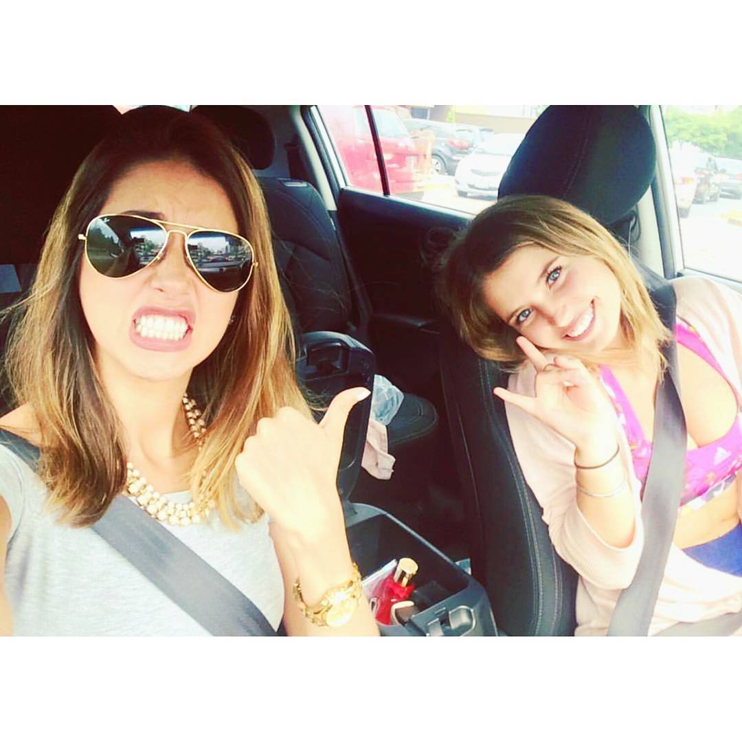 Flavia36Flavia's tweet photo. chicas al volante ▼ https://t.co/9jP7CqwWMf