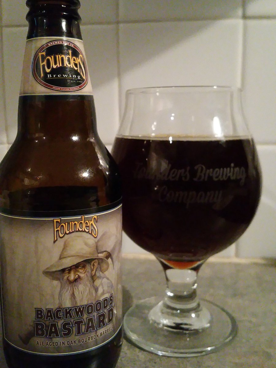 CraftBeerFan82's tweet photo. Got outta class early enough tonight to drink a beer for #TopBrewsTues. I think this will do. @BrewStuds https://t.co/BaMbFz5VF9