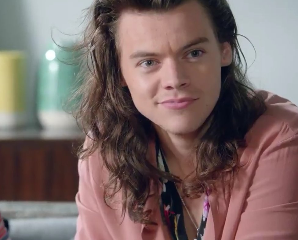 harrygetweeird's tweet photo. Voy a dormir feliz https://t.co/BkeGLFBzRy