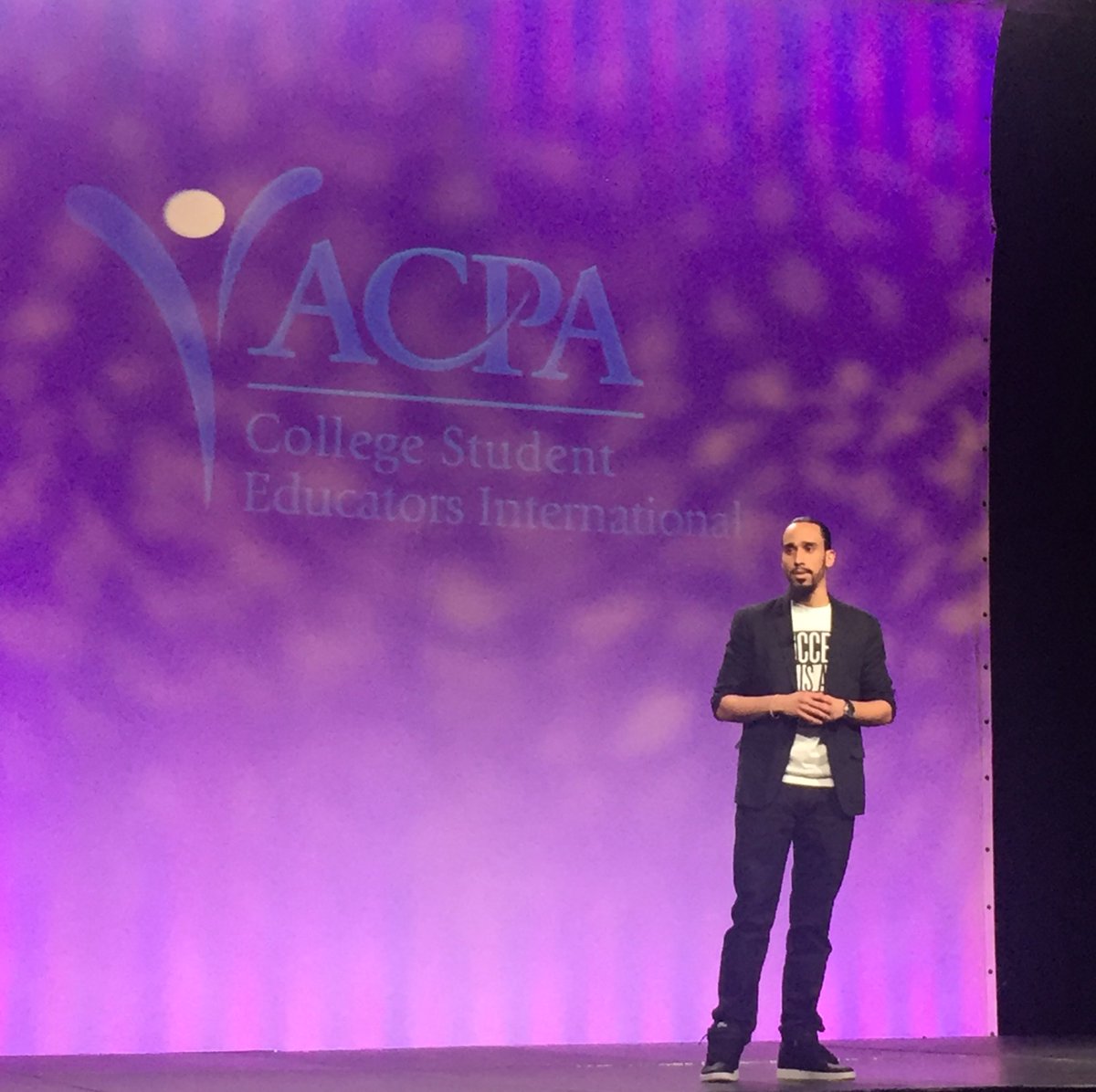 ACPALN's tweet photo. FELICIDADES to JQ on his talk tonight!!!
#TouchforSuccess #ACPA16 #ACPALN @josueJQquinones https://t.co/Q0oq0iGgX2
