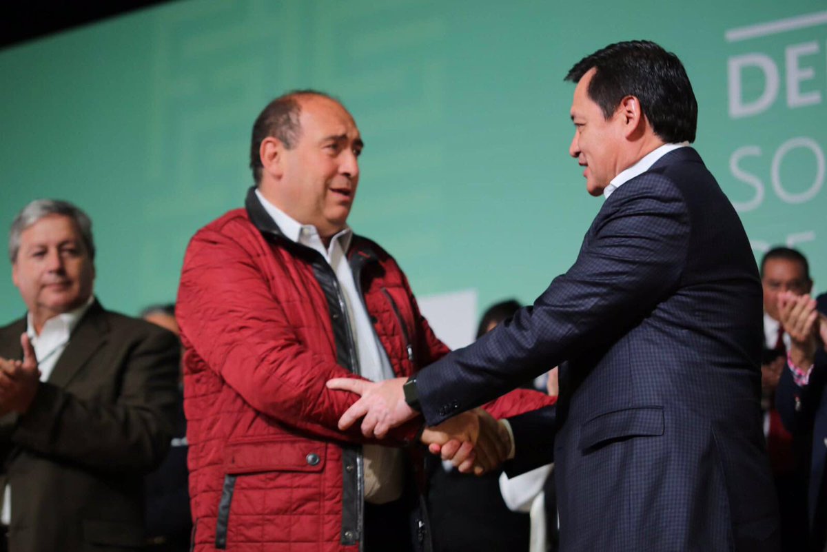 Guerra contra las drogas partió de diagnóstico equivocado: Osorio Chong - CdEwO1lUMAAq2Hx