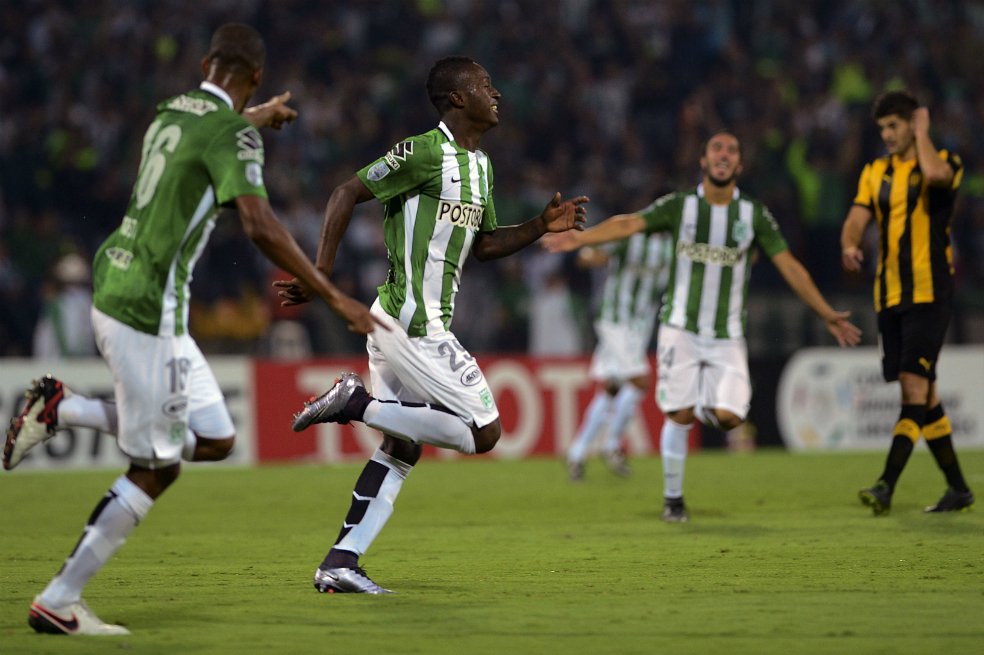 Atlético Nacional, imparable en Copa Libertadores: venció 2-0 a Peñarol bit.ly/221cqGW