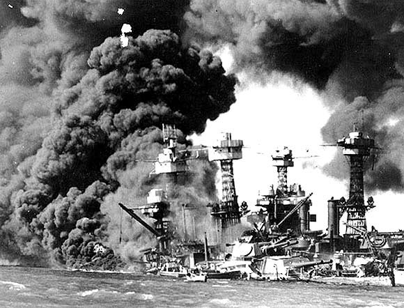 GTEPUSA's tweet photo. December 1941 - Infamy!  https://t.co/8jw5dIKrgB #GTEPWWII https://t.co/Qoy6po2bMv