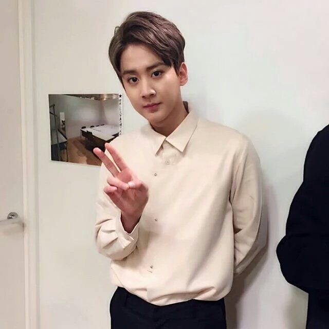 namjxboy's tweet photo. @gdbgm yoi chunji here. Kenapa? https://t.co/Jm1vuB7Y57