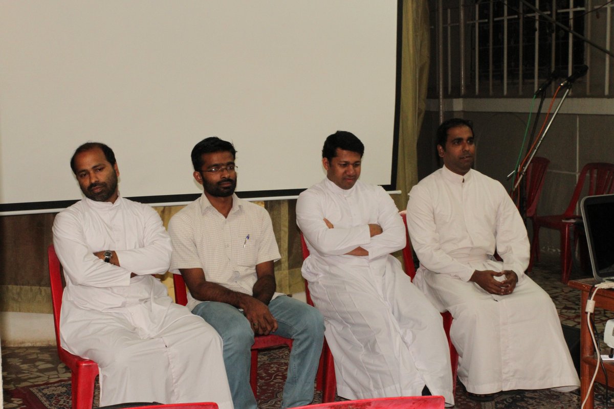 KEYKalinaForane's tweet photo. Inaugration of Forane Logo
@FrFranklin @mizhithurakan @KoshyRosemary @KEYKalina
#IndianChurch #SyroMalabar #Youth https://t.co/3dxX8OXTn1