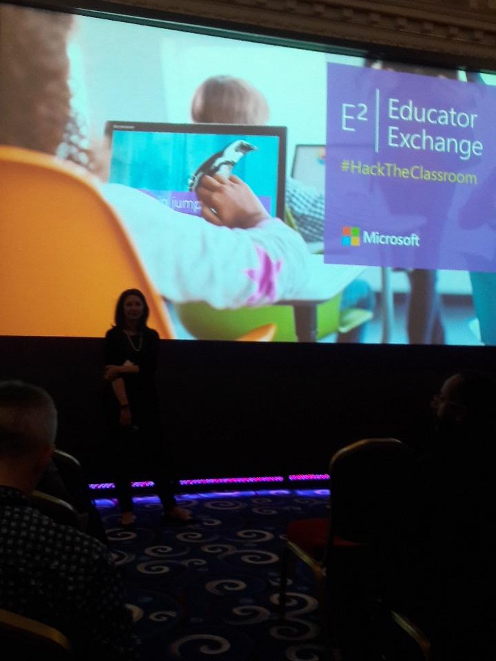 chaafi_walid's tweet image. @evepsalti is about to open the awaited session...lets the party begin...#hacktheclassrrom