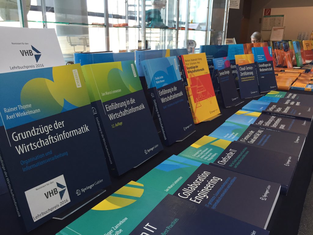 kisrub's tweet photo. @Springer_Gabler Bücherstand steht bereit an der @mkwi2016 #mkwi2016 Freue mich auf Ihren Besuch! https://t.co/wmwX37Di5h