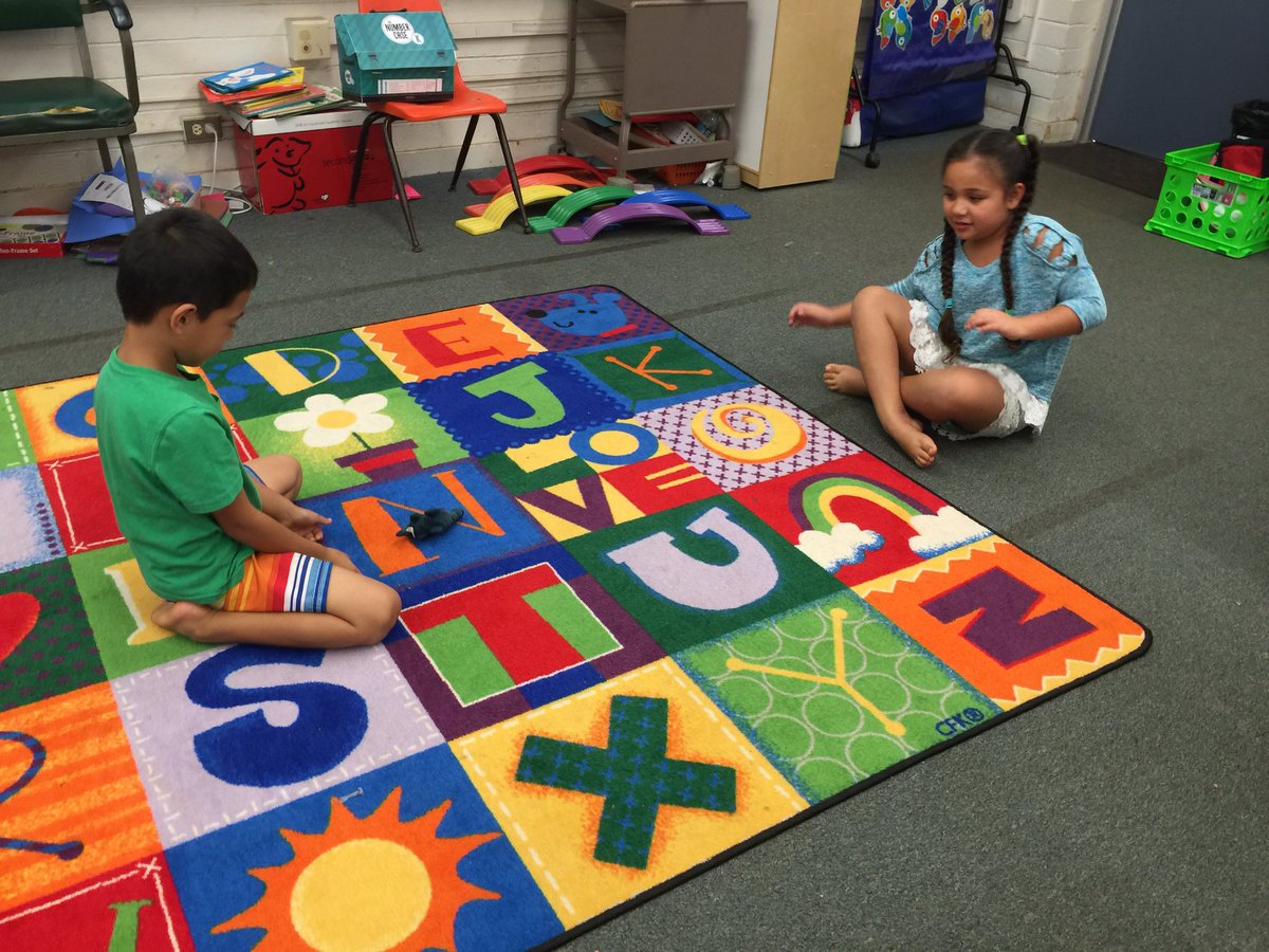 craftygateach's tweet image. Learning about #pushanpulls and #forcesofmotion on different surfaces.