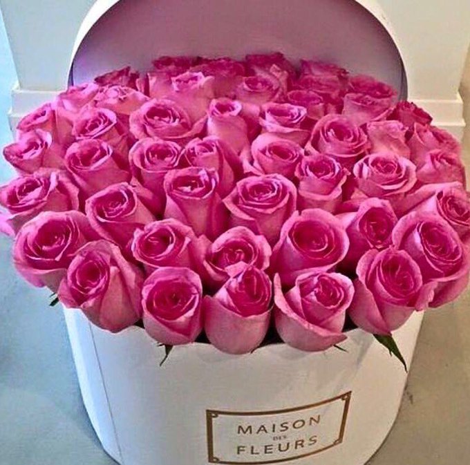 Auguri Mamma! @ornellamutii @siriadefazio @pulcepalma @YariPower https://t.co/e7ErYCfYLN<a class="tags" target="_blank" title="On Twitter" href="/?out=eyJ0eXAiOiJKV1QiLCJhbGciOiJIUzUxMiJ9.eyJpYXQiOjE3MzA5NDY1OTMsImlzcyI6InR3cG9ybnN0YXJzLmNvbSIsIm5iZiI6MTczMDk0NjU5MywiZXhwIjoxNzYyNDgyNTkzLCJyZWRpcmVjdF91cmwiOiJodHRwczovL3R3aXR0ZXIuY29tL29ybmVsbGFtdXRpaSJ9.r0HfEzmy3ReFPxQ_gmXWwP1o5ZHWlzkW01gtCjT5OPoxn3a962fJa9E4uQ2AU-nwmFvHoQo0_pad-er6MnKOfQ">@ornellamutii</a><a class="tags" target="_blank" title="On Twitter" href="/?out=eyJ0eXAiOiJKV1QiLCJhbGciOiJIUzUxMiJ9.eyJpYXQiOjE3MzA5NDY1OTMsImlzcyI6InR3cG9ybnN0YXJzLmNvbSIsIm5iZiI6MTczMDk0NjU5MywiZXhwIjoxNzYyNDgyNTkzLCJyZWRpcmVjdF91cmwiOiJodHRwczovL3R3aXR0ZXIuY29tL3NpcmlhZGVmYXppbyJ9.mFZozQdhZGqcYKzSpfB6FKr57E-yLfRwUt4Hzs3O4eyqD4gNavvmvAWADrNMD6XgIm_oFhGMJRU4lQ9Ra9N1Ww">@siriadefazio</a><a class="tags" target="_blank" title="On Twitter" href="/?out=eyJ0eXAiOiJKV1QiLCJhbGciOiJIUzUxMiJ9.eyJpYXQiOjE3MzA5NDY1OTMsImlzcyI6InR3cG9ybnN0YXJzLmNvbSIsIm5iZiI6MTczMDk0NjU5MywiZXhwIjoxNzYyNDgyNTkzLCJyZWRpcmVjdF91cmwiOiJodHRwczovL3R3aXR0ZXIuY29tL3B1bGNlcGFsbWEifQ.51uMHayCmtRcOKG0kTKobXKDCBpRcJxATnZqI3r75yIEloaLKN_Wx0F0EeJePYHc4WDILBUedOlLsmwwZoNeNA">@pulcepalma</a><a href="/tag/golaprofondaintv"class="tags"><span>#golaprofondaintv</span></a>