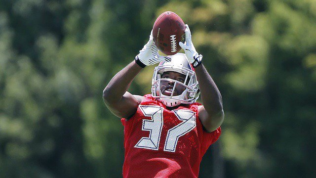 SatterSportTalk's tweet photo. Bucs re-signed Tandy #TampaBay #Tampa #NFL #Football #Buccaneers #Bucs #KeithTandy #813 https://t.co/51b2V041XI https://t.co/HEJW9Ls8mq