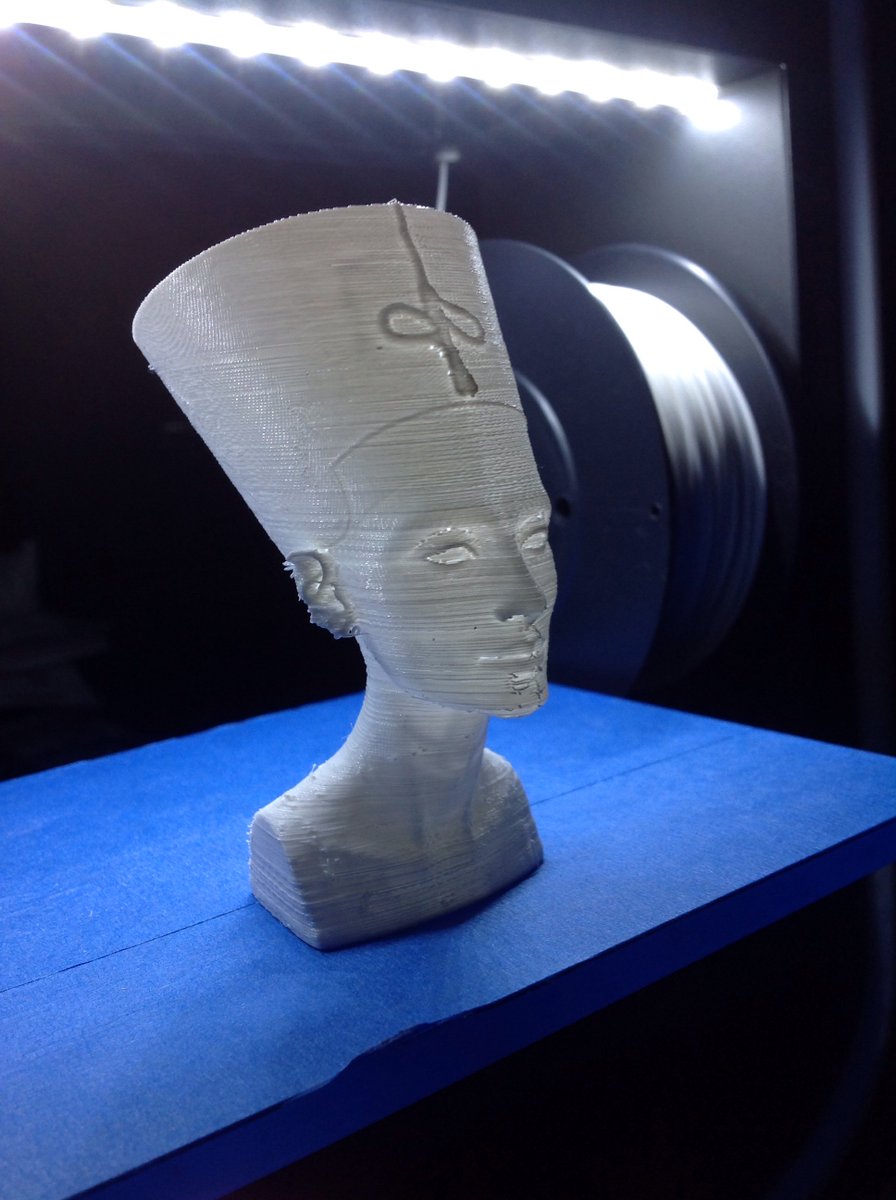 MakerWiz's tweet photo. Queen Neferneferuaten Nefertiti #3DPrinting @BEEVERYCREATIVE #BEETHEFIRST #BEESUPPLY #GrisBlanc @3DHubs https://t.co/3DZOJGOtiy